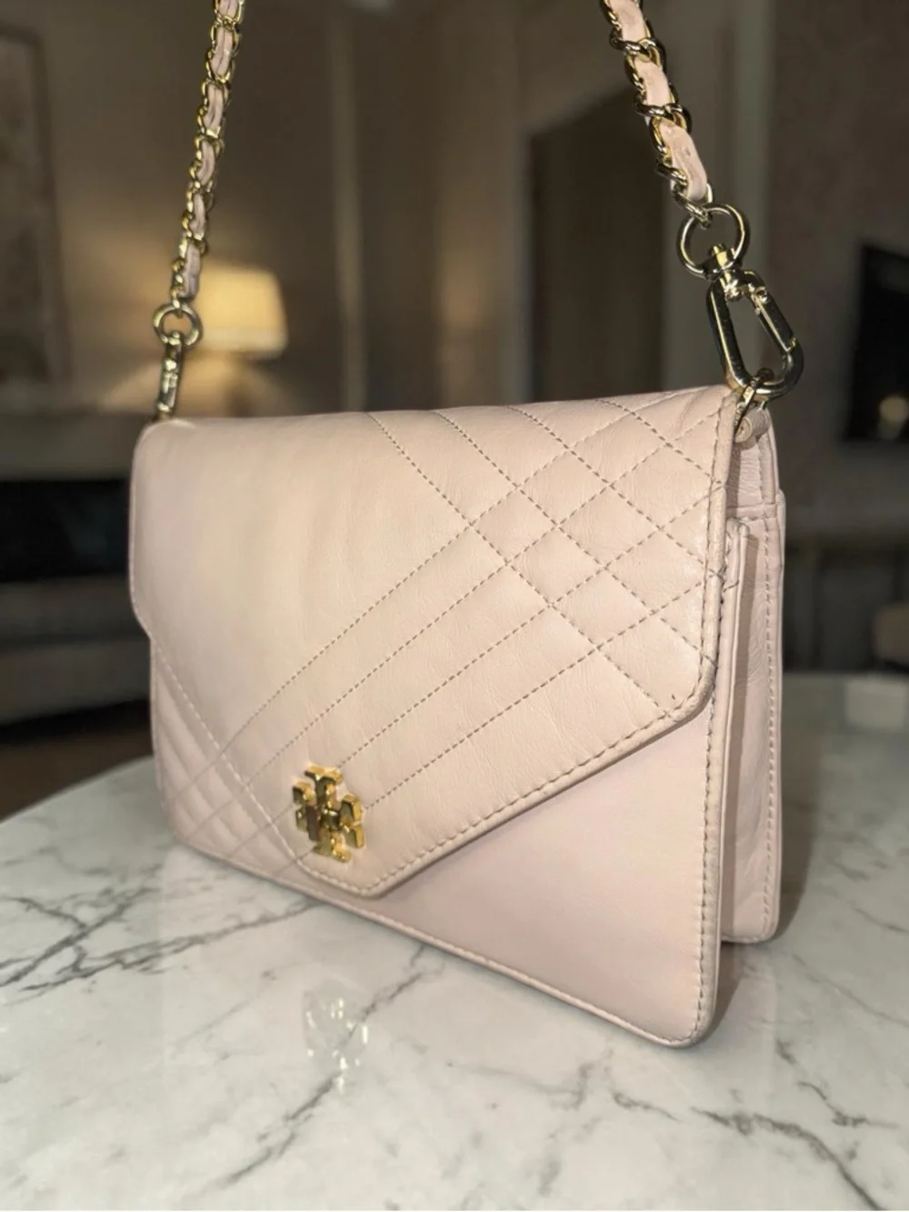 ✨ Tory Burch Kira Blush Quilted Leather Chain Crossbody Bag Gold Logo 👛 - Picture 5 of 13